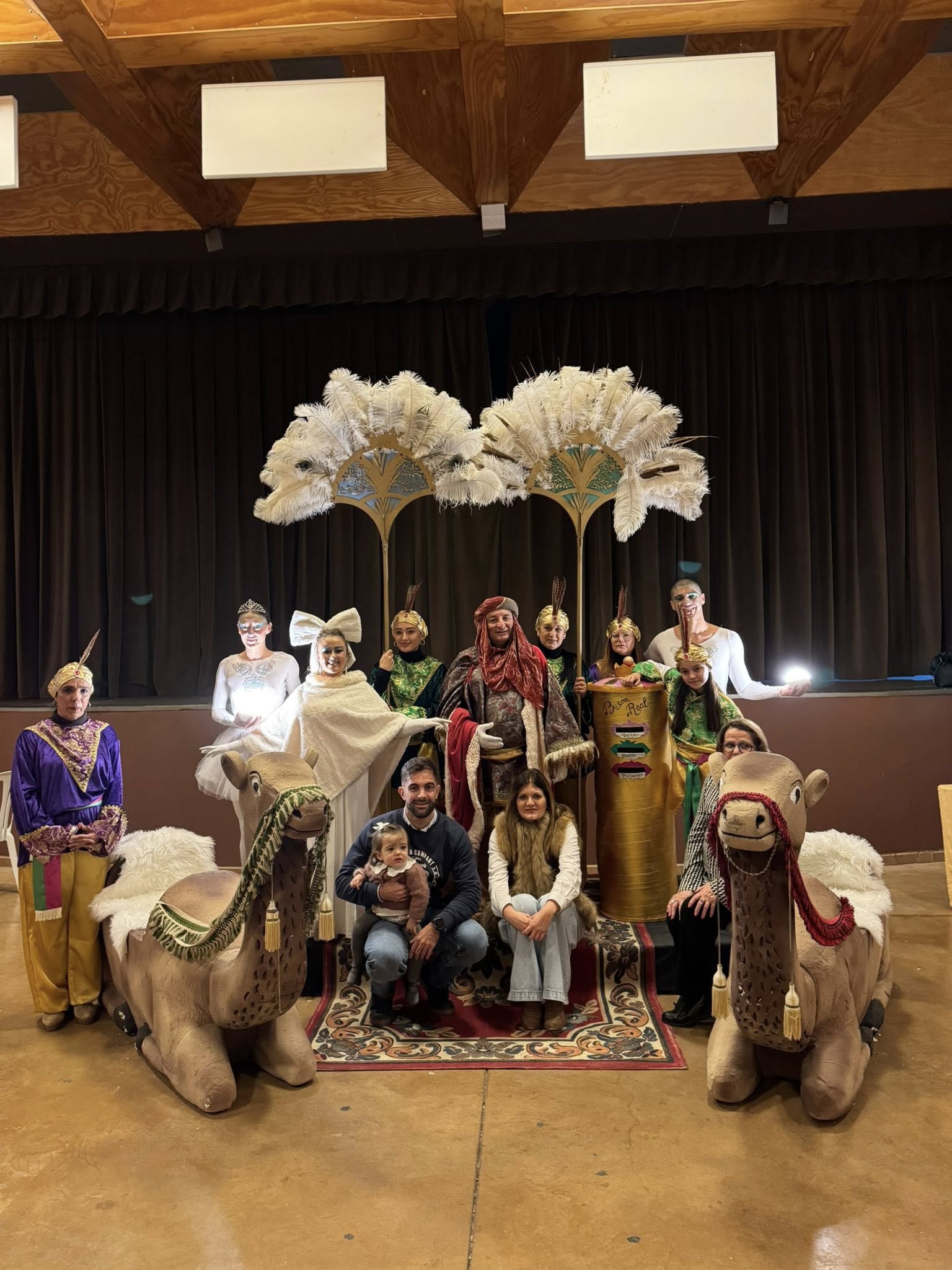 El Heraldo Real llena de ilusión El Carpio